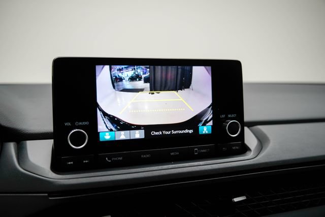 Used 2023 Honda Accord EX image 6