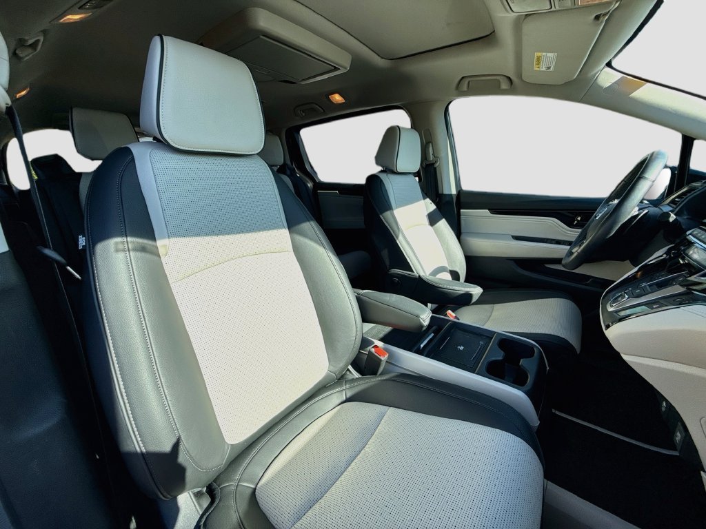 Used 2025 Honda Odyssey Elite image 42