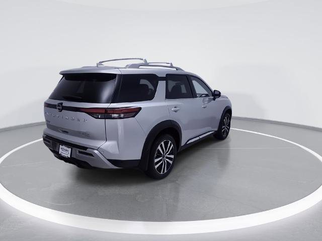Certified 2024 Nissan Pathfinder Platinum AWD/4WD image 8