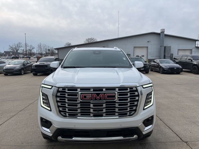 Used 2025 GMC Yukon XL Denali image 2