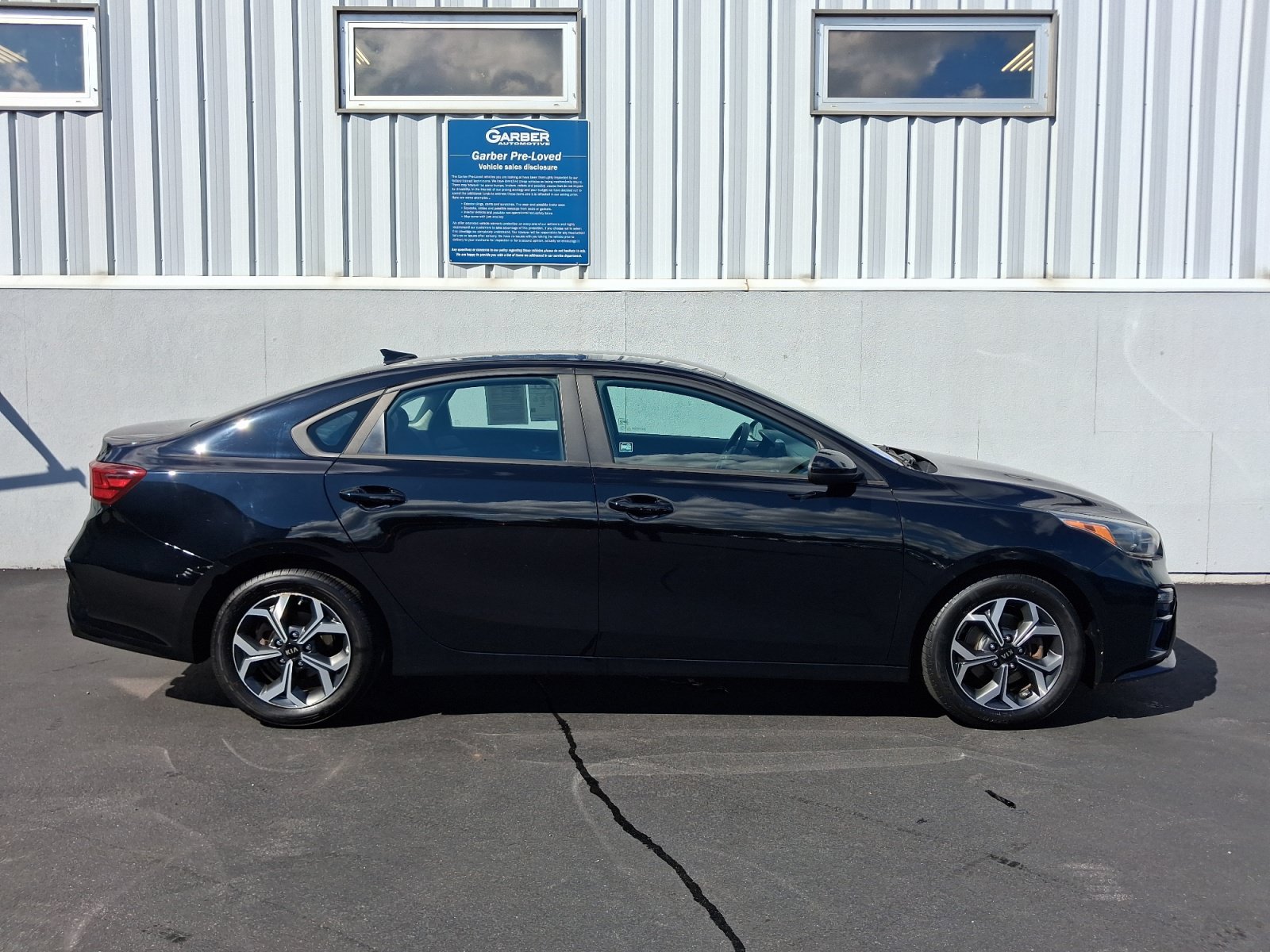 Used 2019 Kia Forte LXS FWD image 9