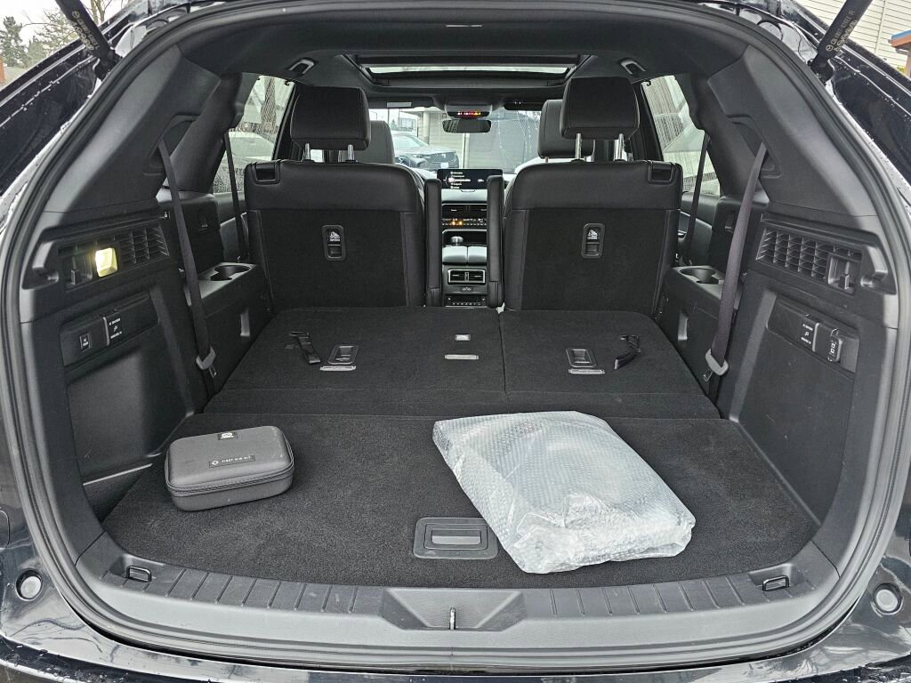 Certified 2024 MAZDA CX-90 Plug-In Hybrid w/ Premium Plus image 15