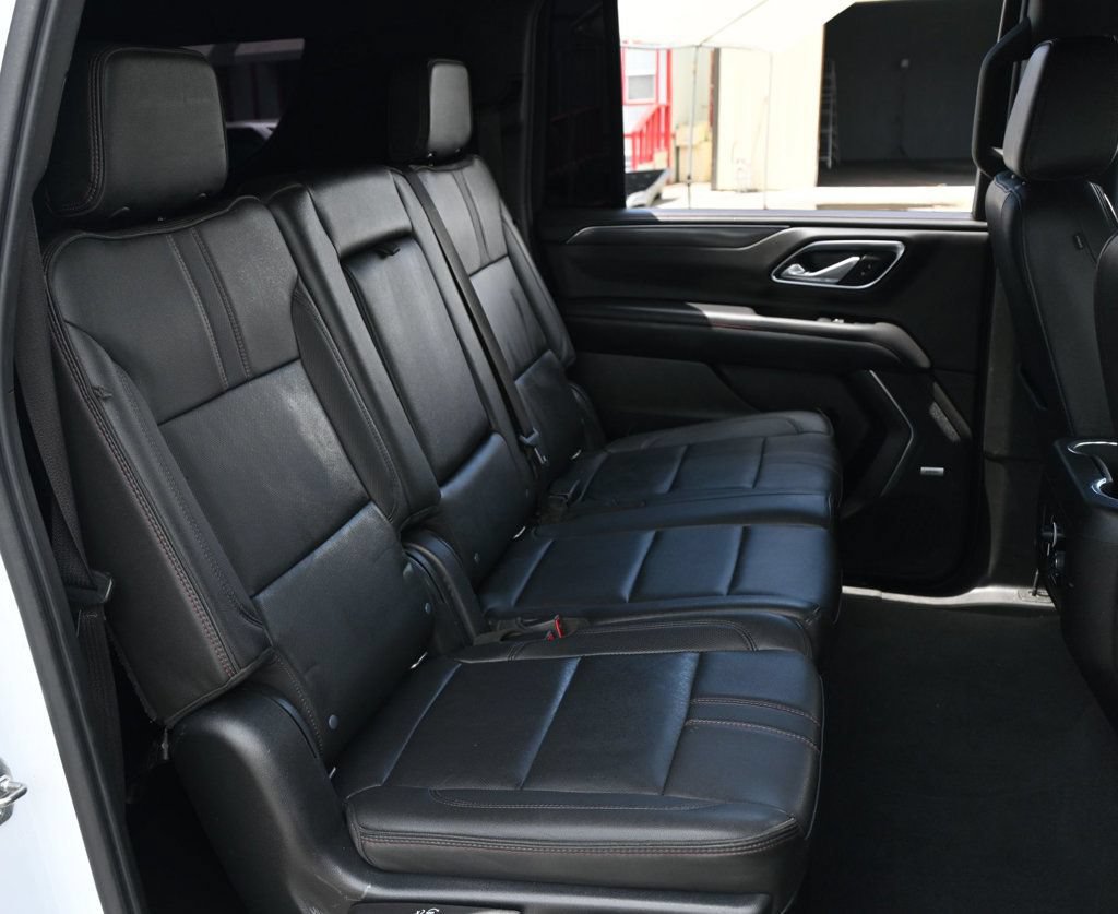 Used 2021 Chevrolet Suburban RST RWD image 17