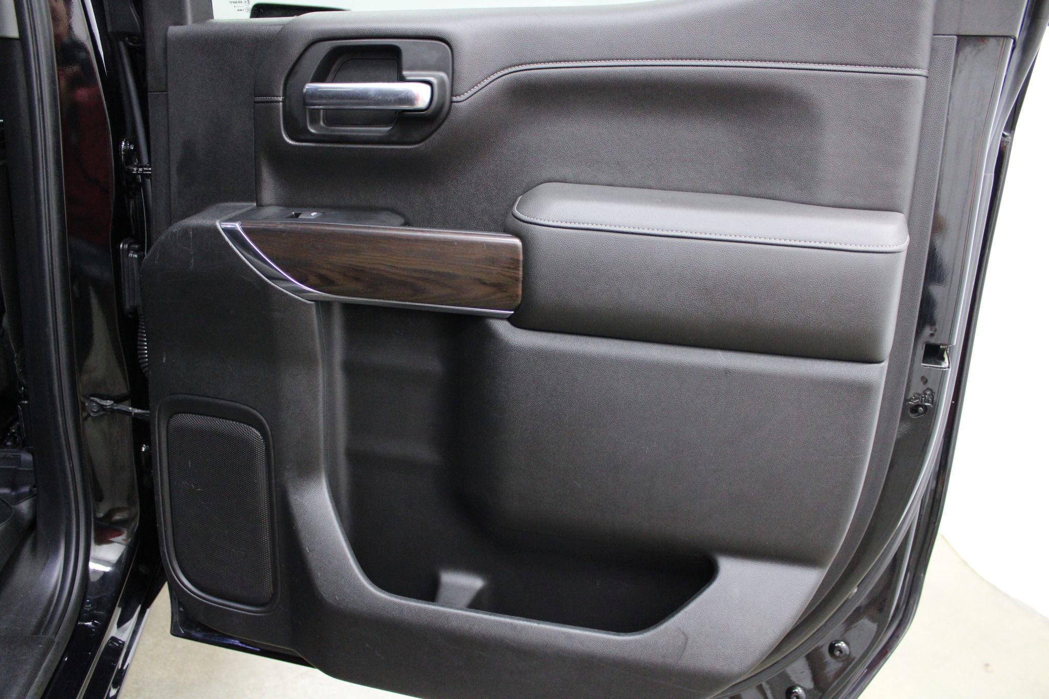 Used 2019 GMC Sierra 1500 SLT w/ SLT Convenience Package AWD/4WD image 20