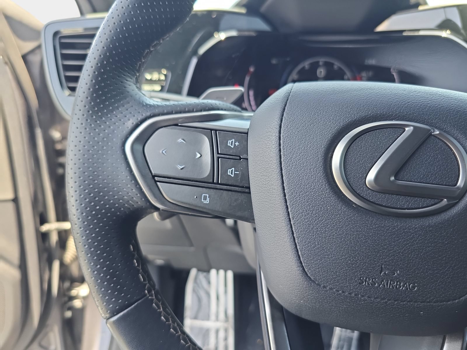 Used 2022 Lexus NX 350 F Sport w/ Accessory Package 2 AWD/4WD image 22