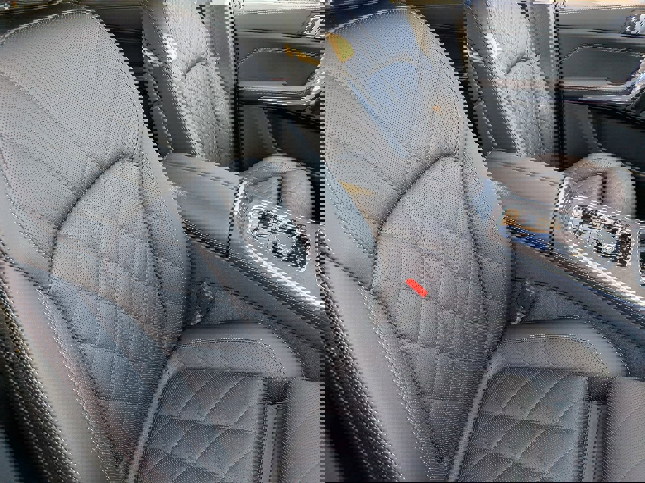 Used 2025 BMW X7 xDrive40i w/ Premium Package image 35