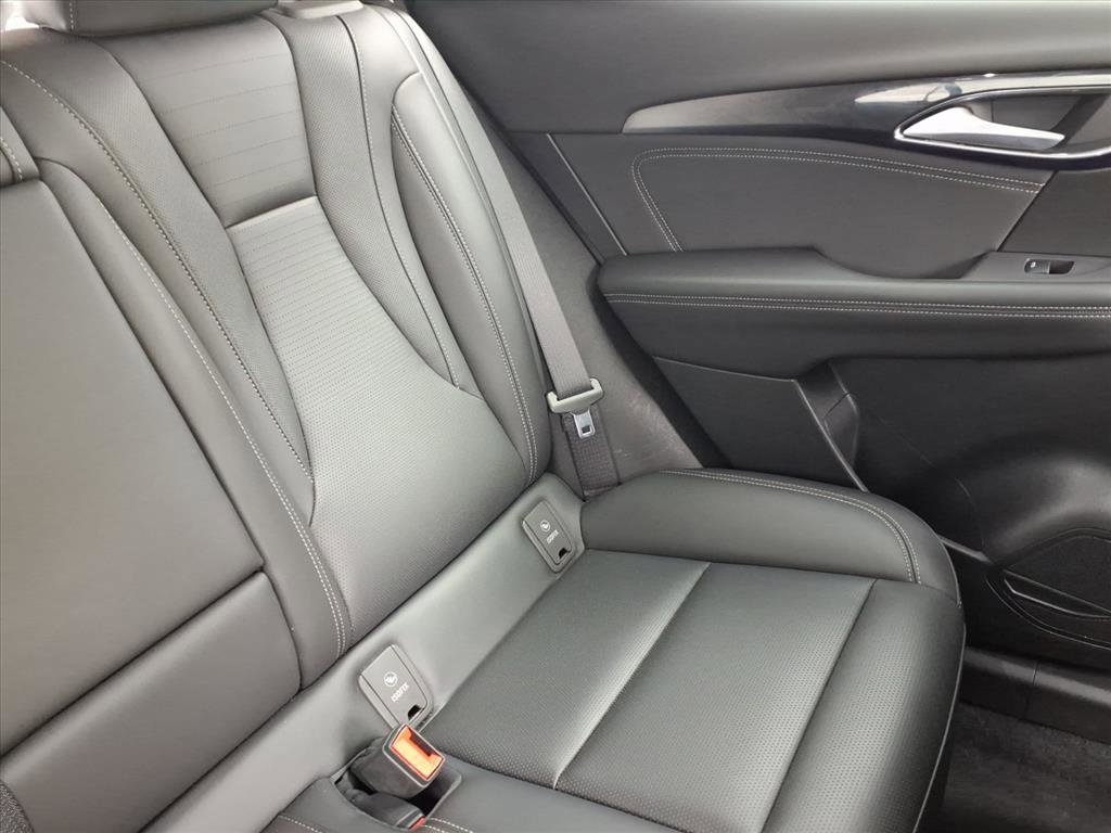 Used 2024 Buick Envision Preferred AWD/4WD image 24