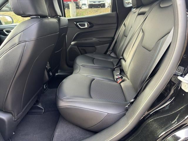 New 2026 Jeep Compass Latitude AWD/4WD image 38