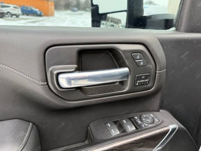 Used 2021 Chevrolet Silverado 2500 LTZ w/ Z71 Off-Road Package image 18