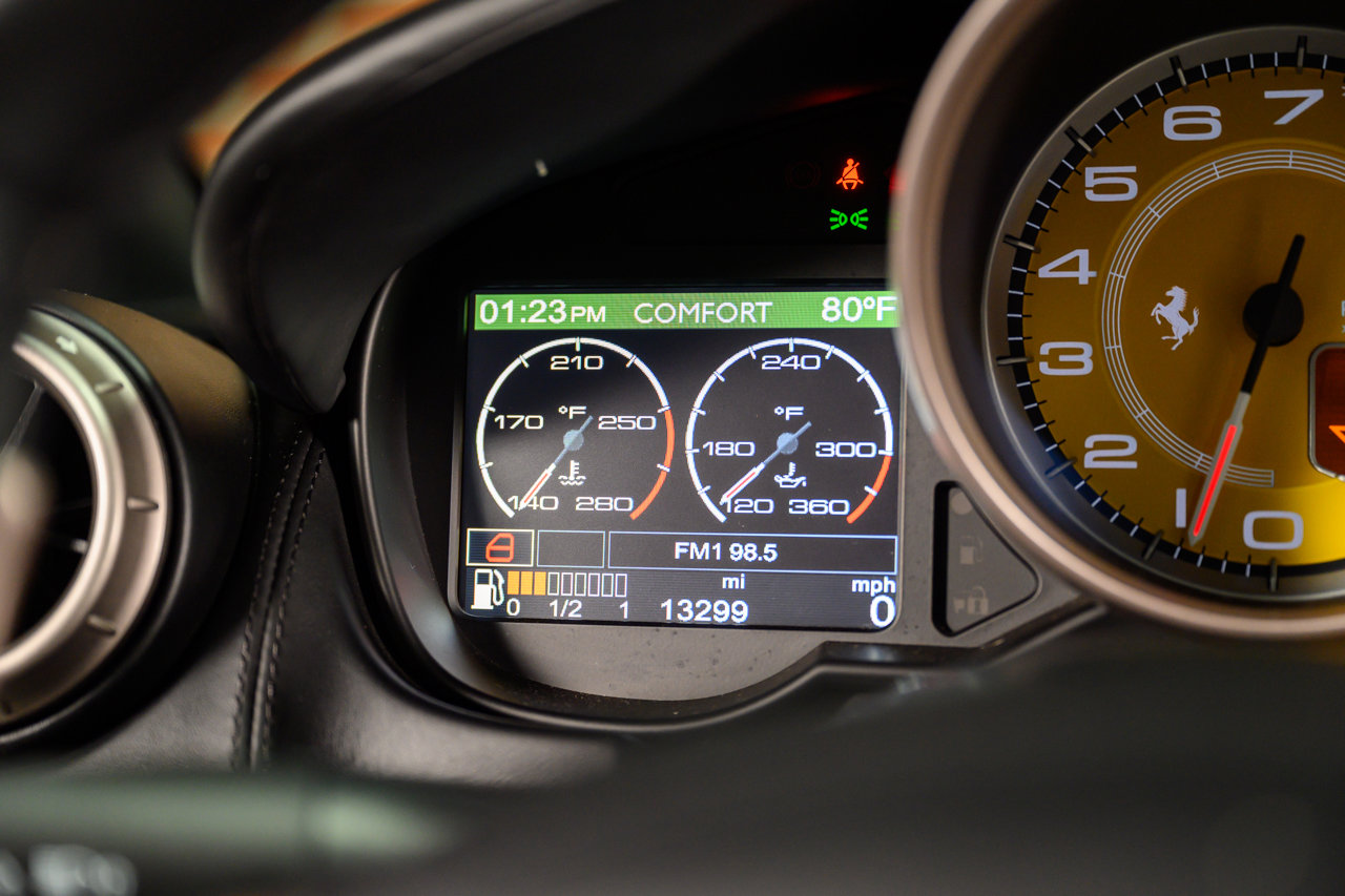 Used 2014 Ferrari California image 45