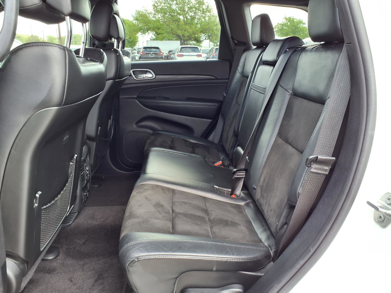 Used 2019 Jeep Grand Cherokee Altitude RWD image 21