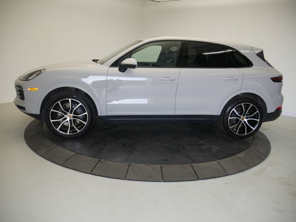 Certified 2023 Porsche Cayenne AWD/4WD image 2