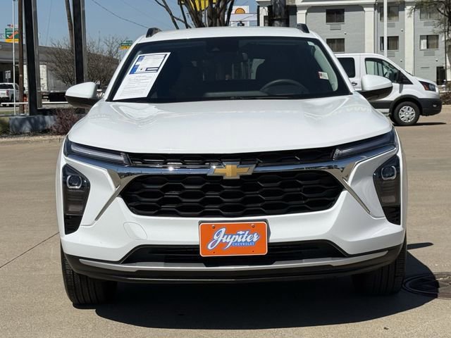 Used 2025 Chevrolet Trax LT image 9