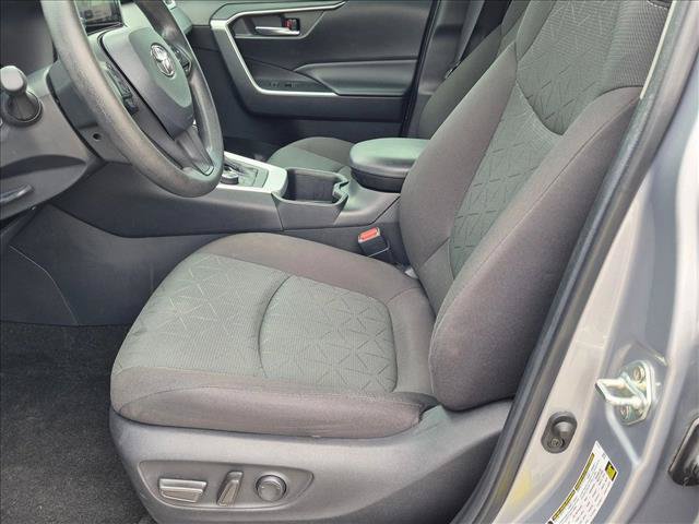 Used 2024 Toyota RAV4 XLE w/ Convenience Package AWD/4WD image 15