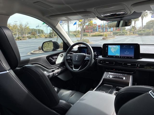 Certified 2025 Lincoln Aviator Reserve w/ Equipment Group 201A image 25