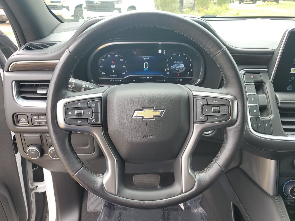 Used 2022 Chevrolet Tahoe LT w/ Luxury Package RWD image 30