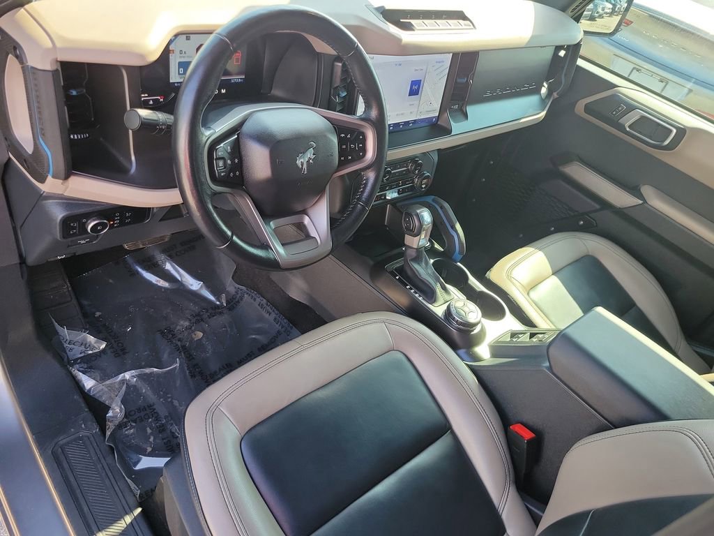 Used 2023 Ford Bronco Wildtrak image 23