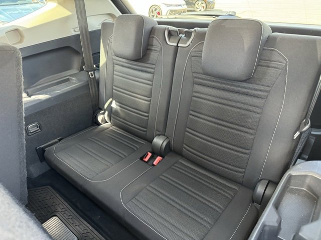 Used 2022 Volkswagen Tiguan S image 10