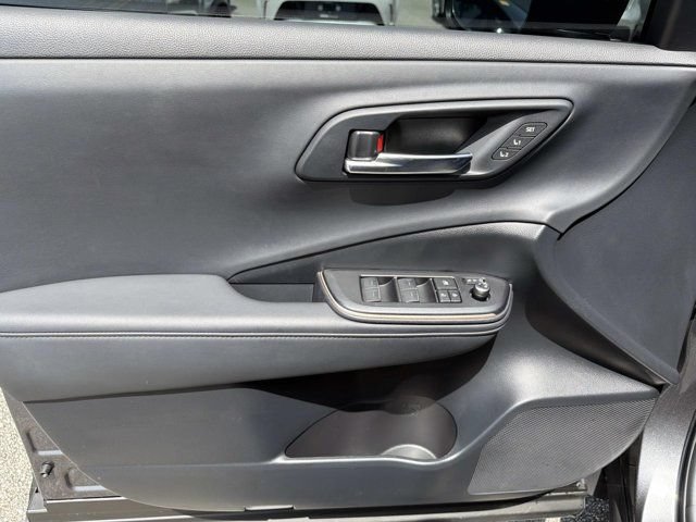 Used 2023 Toyota Crown AWD/4WD image 7
