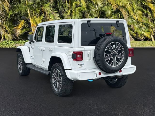 Used 2022 Jeep Wrangler Unlimited Sahara AWD/4WD image 8