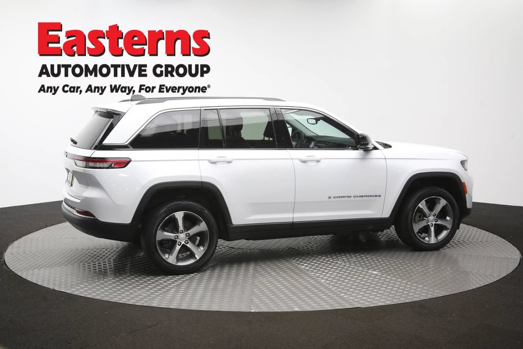 Used 2023 Jeep Grand Cherokee 4WD 4xe image 46