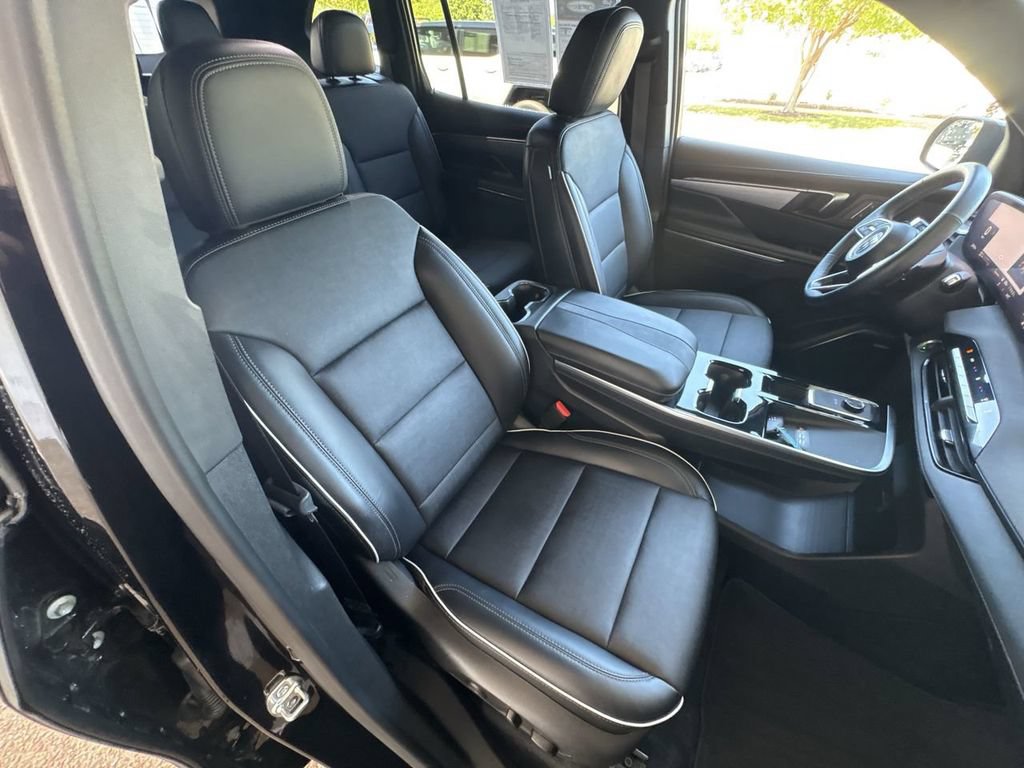Certified 2025 Buick Enclave Preferred AWD/4WD image 28