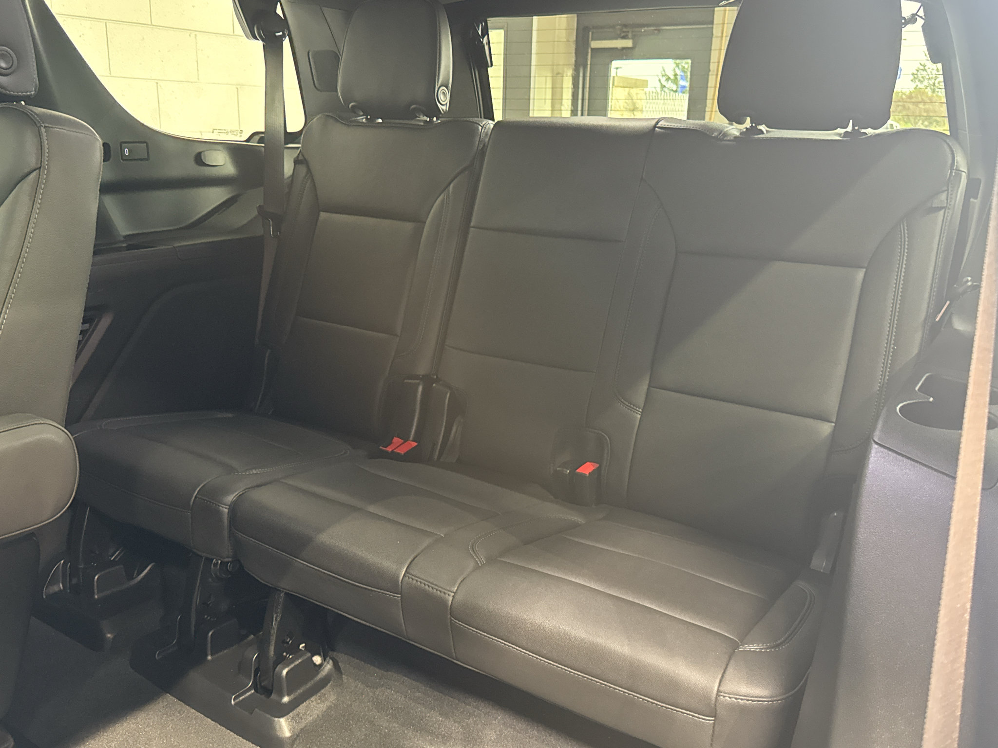 Used 2024 Chevrolet Tahoe LT w/ LT Signature Plus Package AWD/4WD image 12