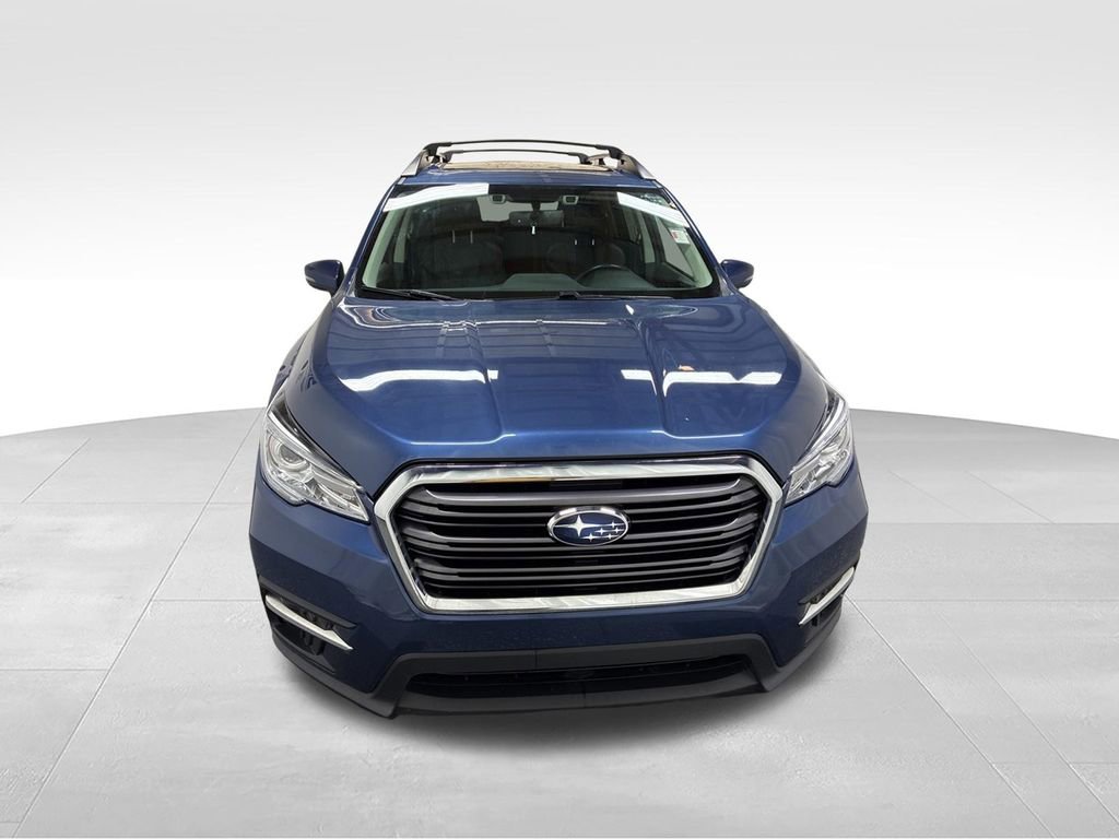 Used 2022 Subaru Ascent Limited w/ Technology Package AWD/4WD image 3