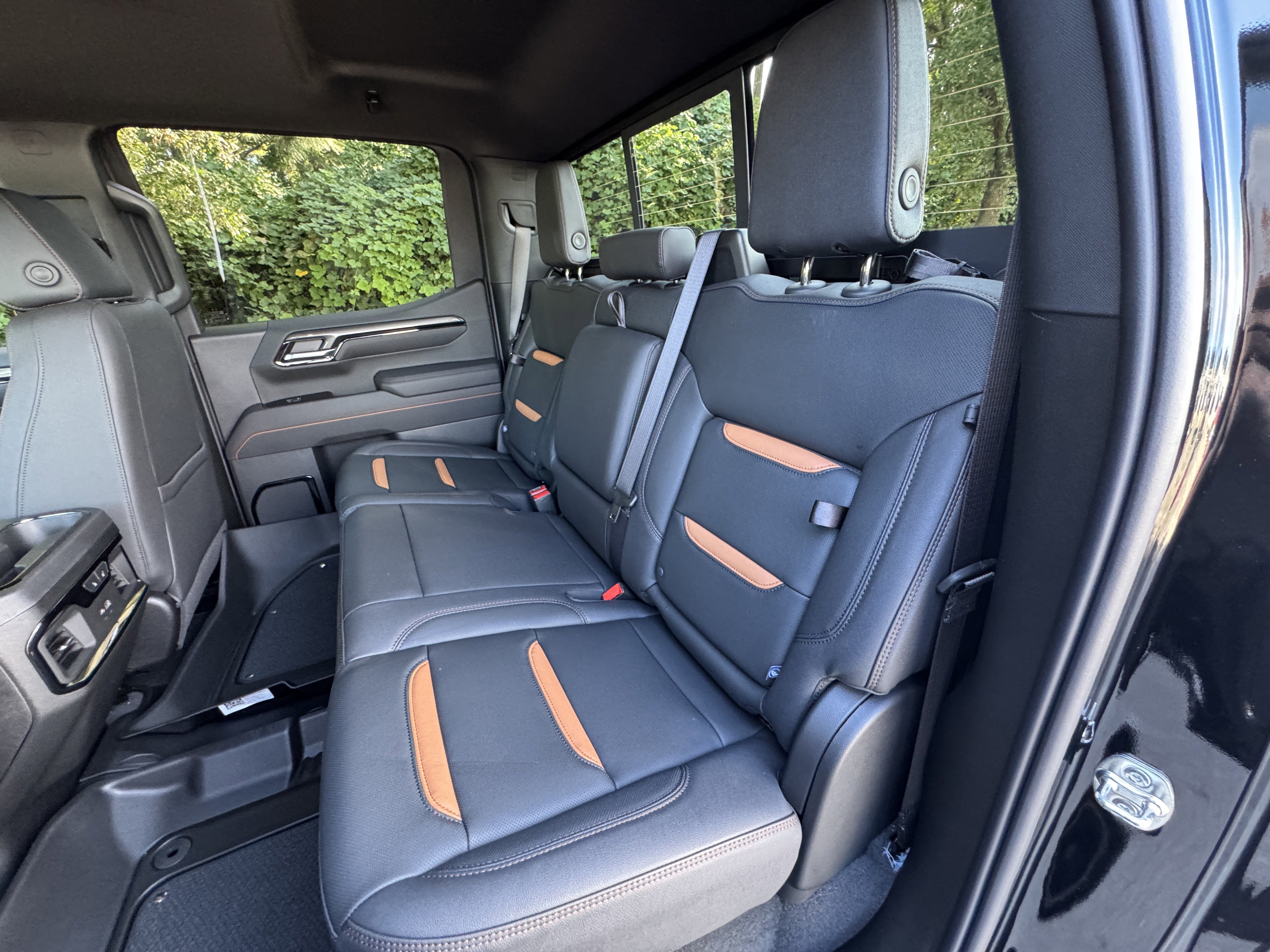 New 2026 GMC Sierra 1500 AT4 w/ Technology Package image 23