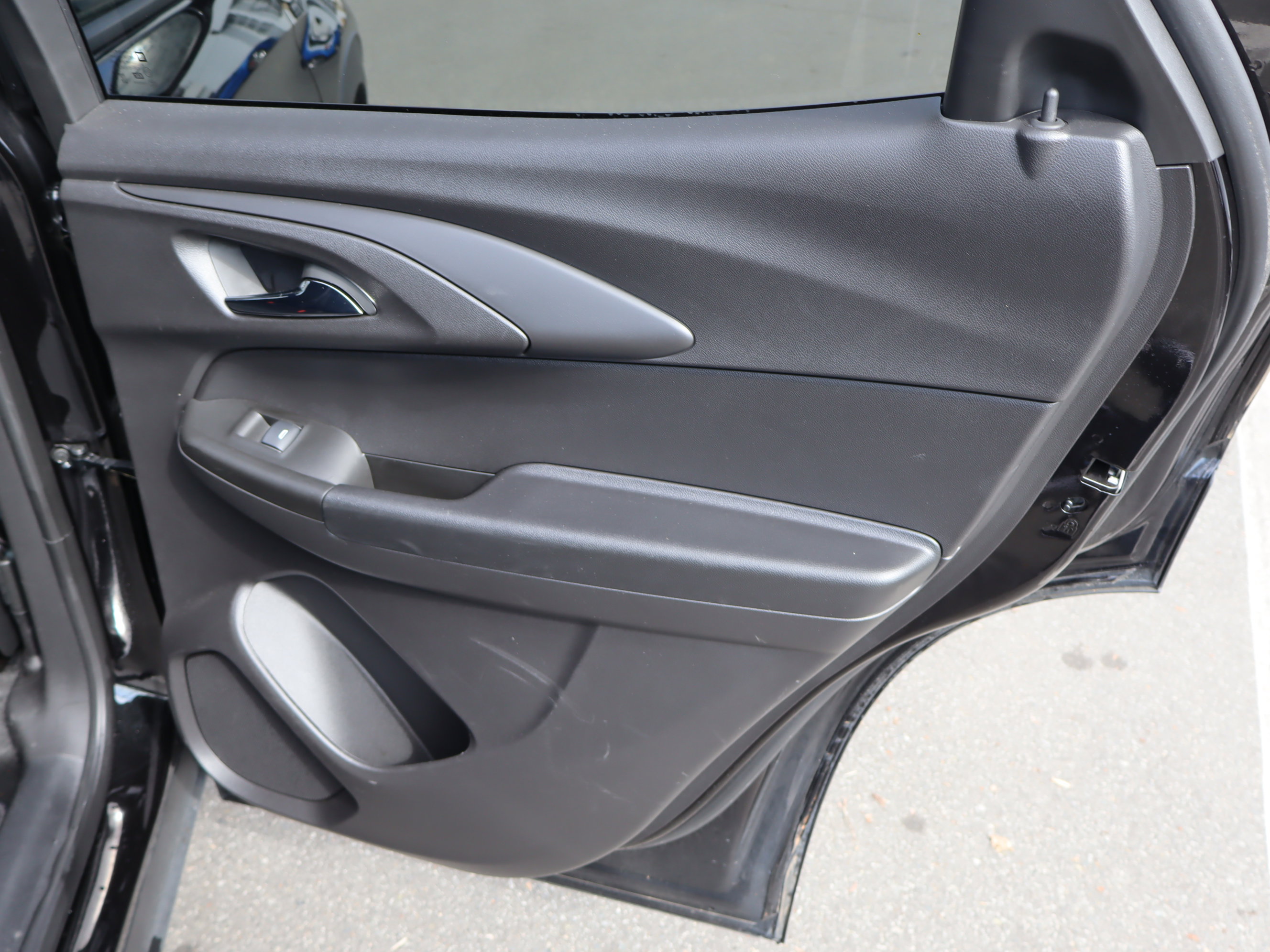 Certified 2025 Chevrolet TrailBlazer RS w/ Convenience Package image 34