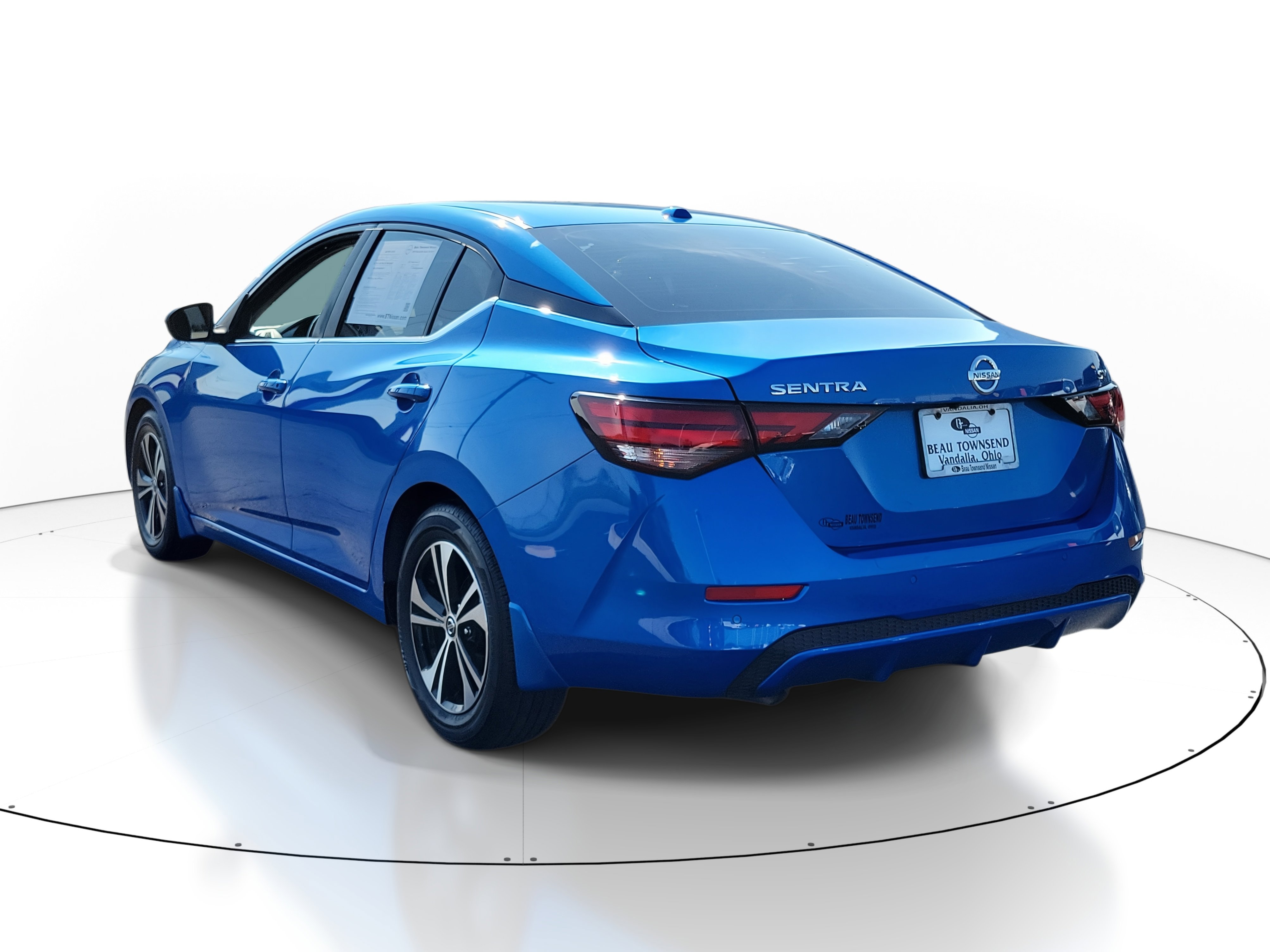 Certified 2022 Nissan Sentra SV w/ Trunk Package image 3