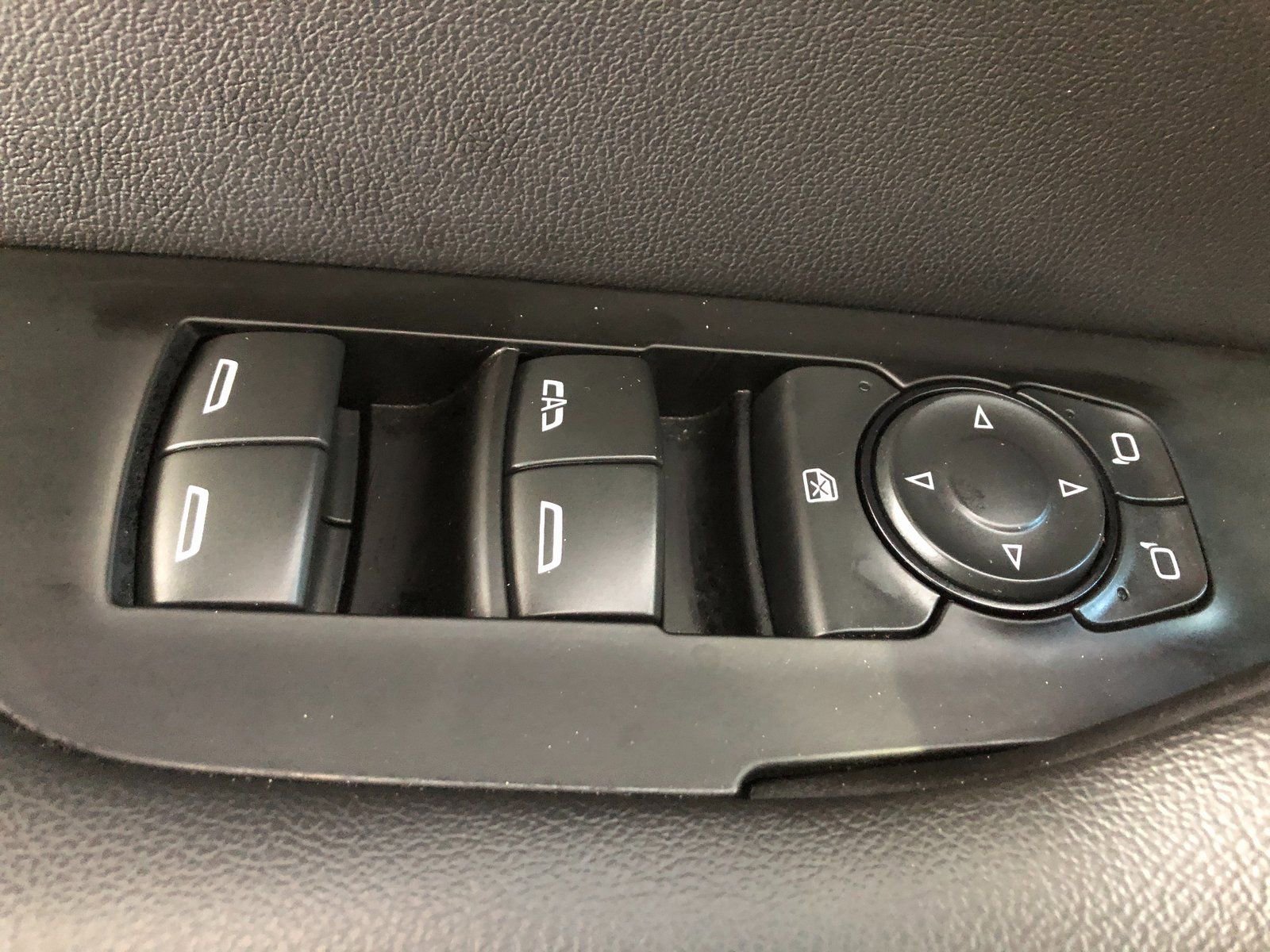 Certified 2024 Chevrolet Blazer RS w/ Driver Confidence II Package image 37