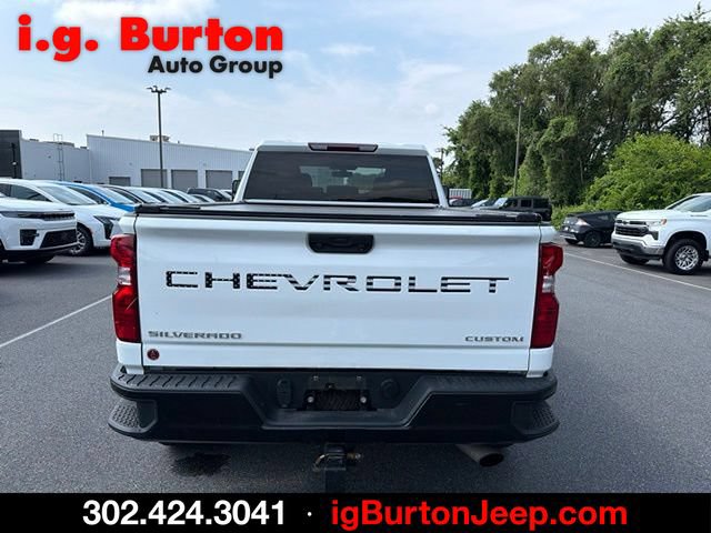 Used 2023 Chevrolet Silverado 2500 Custom w/ Custom Value Package AWD/4WD image 4