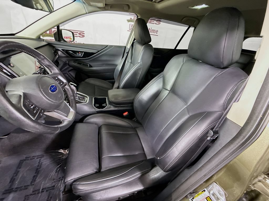 Used 2021 Subaru Outback Limited AWD/4WD image 28