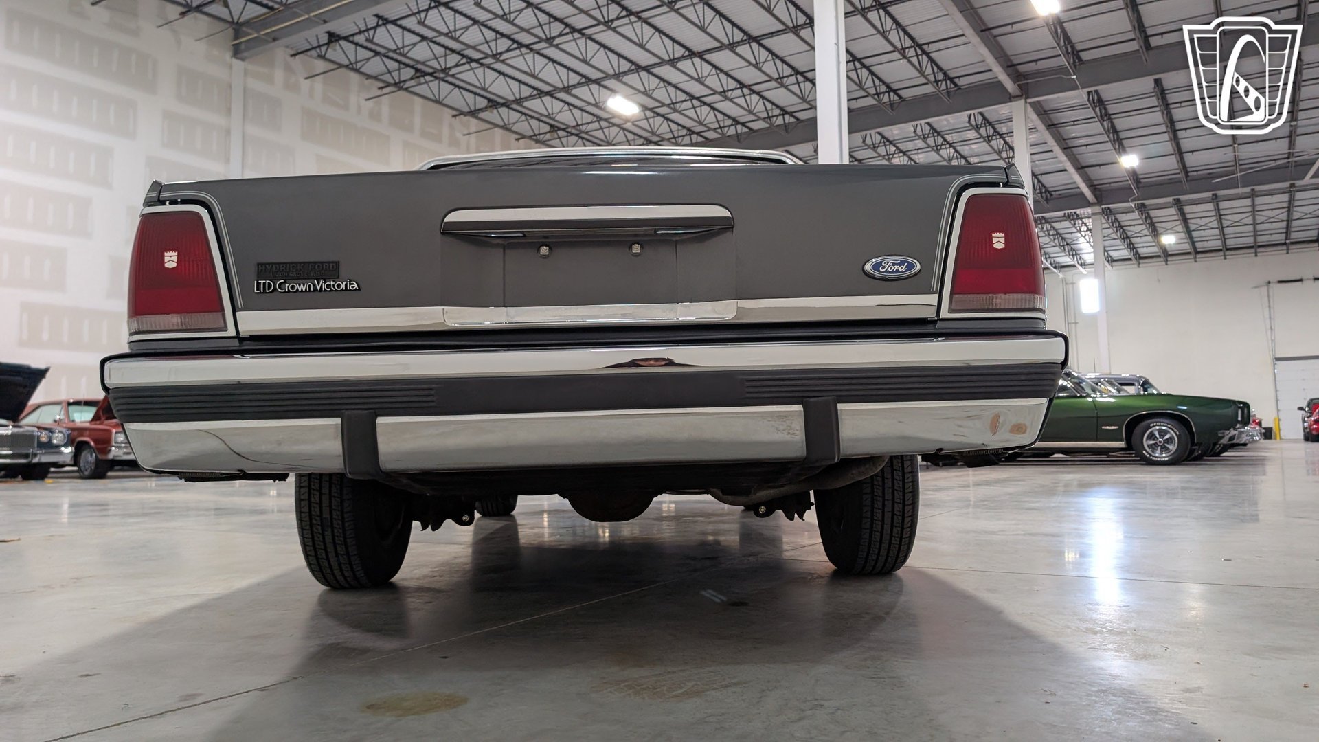 Used 1988 Ford LTD Crown Victoria RWD image 13