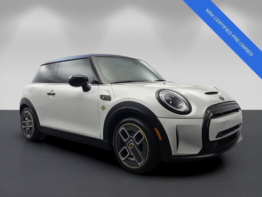 Used 2024 MINI Cooper SE FWD image 1
