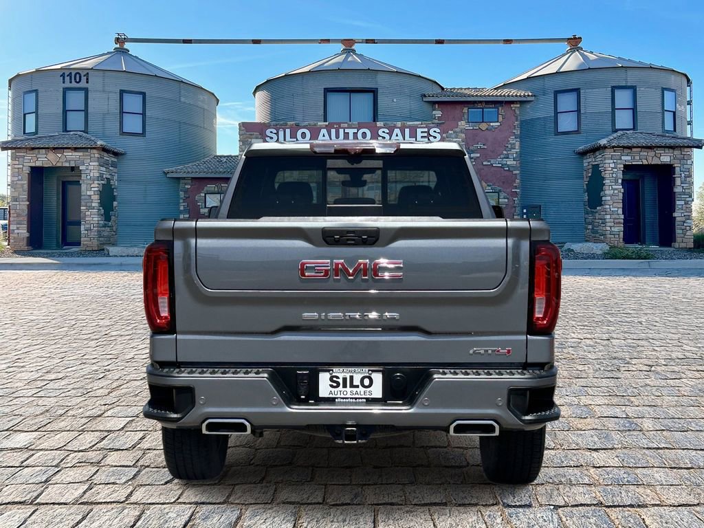 Used 2021 GMC Sierra 1500 AT4 w/ Technology Package image 4