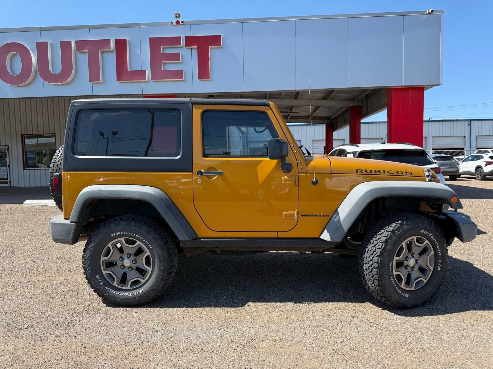 Used 2014 Jeep Wrangler Rubicon w/ Dual Top Group AWD/4WD image 4
