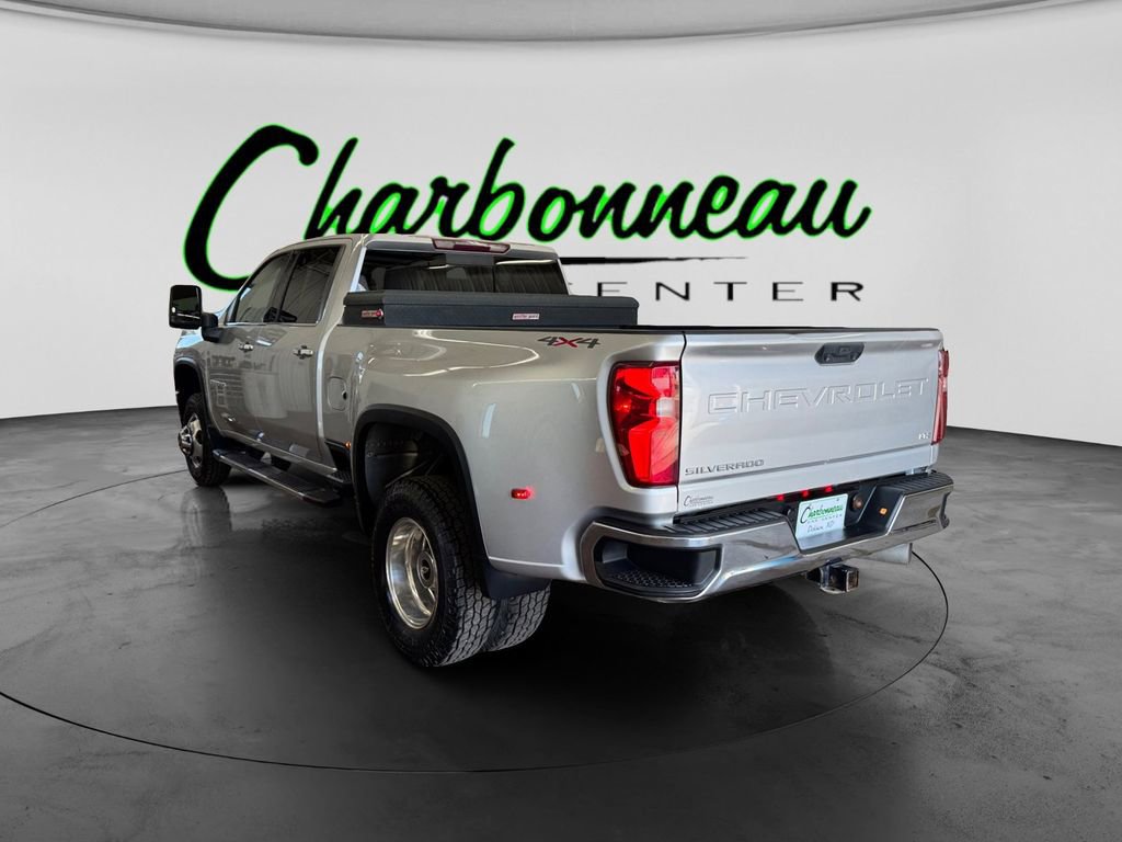Used 2021 Chevrolet Silverado 3500 LTZ w/ LTZ Convenience Package AWD/4WD image 3