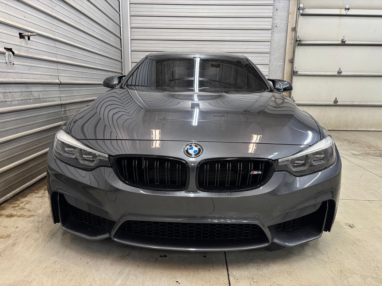 Used 2020 BMW M4 Coupe w/ Competition Package RWD image 2