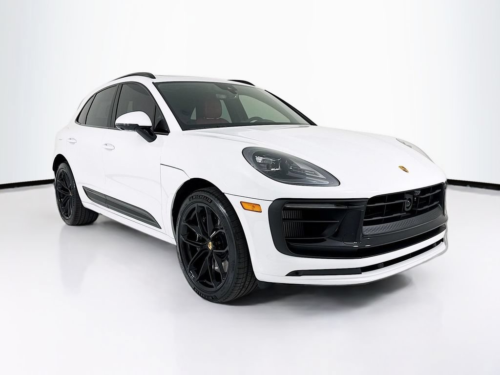 New 2026 Porsche Macan GTS AWD/4WD image 7