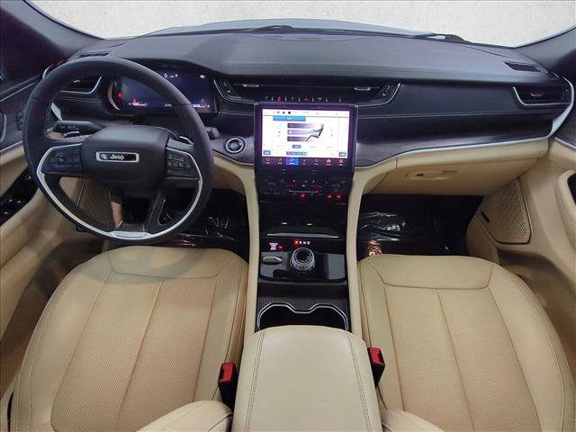 Certified 2024 Jeep Grand Cherokee L Limited w/ Luxury Tech Group II AWD/4WD image 20