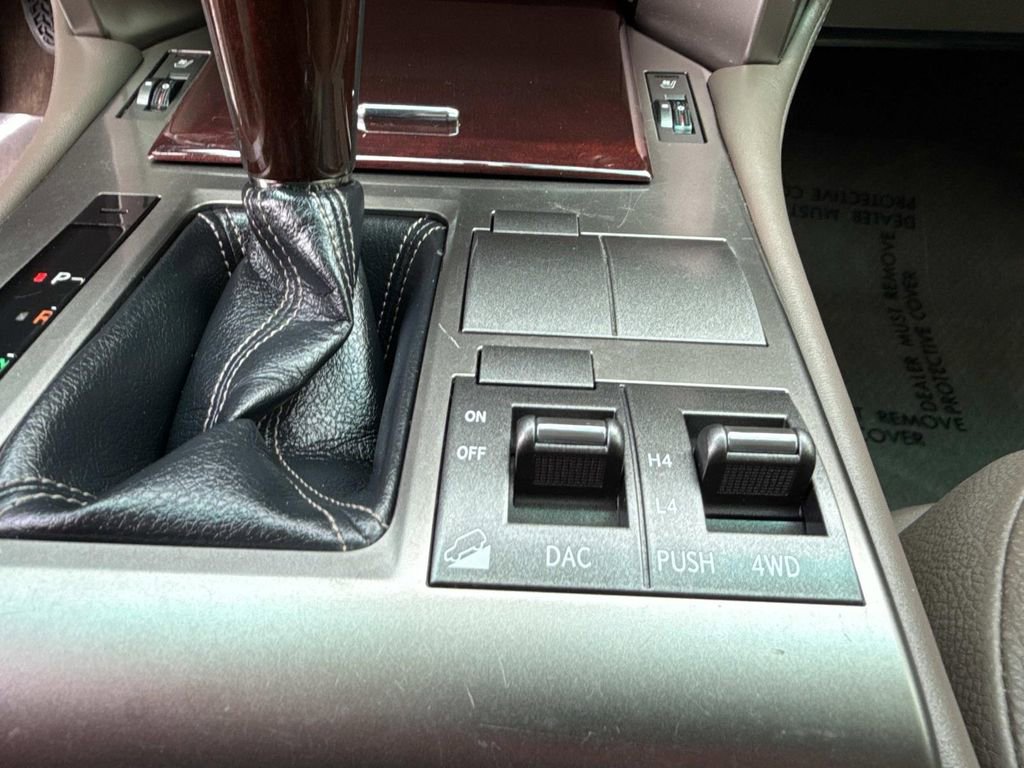 Used 2015 Lexus GX 460 w/ Premium Package image 37