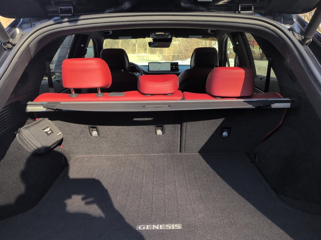 Used 2023 Genesis GV70 3.5T Sport w/ Sport Prestige Package image 29