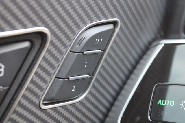 Used 2024 Audi SQ8 Premium Plus w/ S Sport Package AWD/4WD image 4