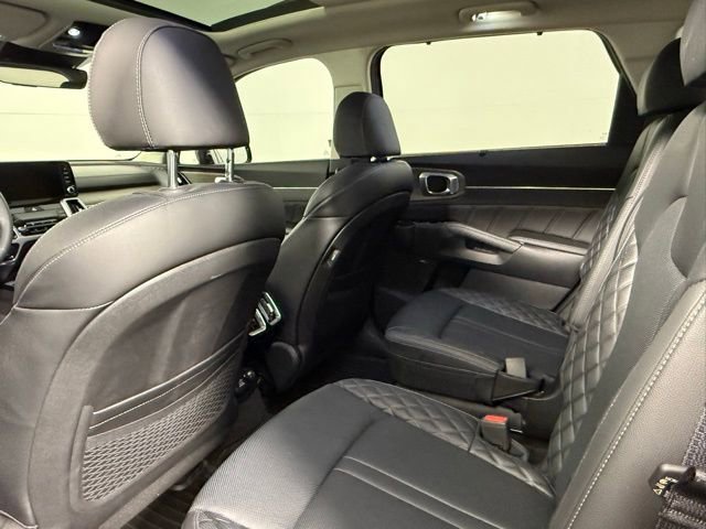 Used 2023 Kia Sorento SX Prestige image 41