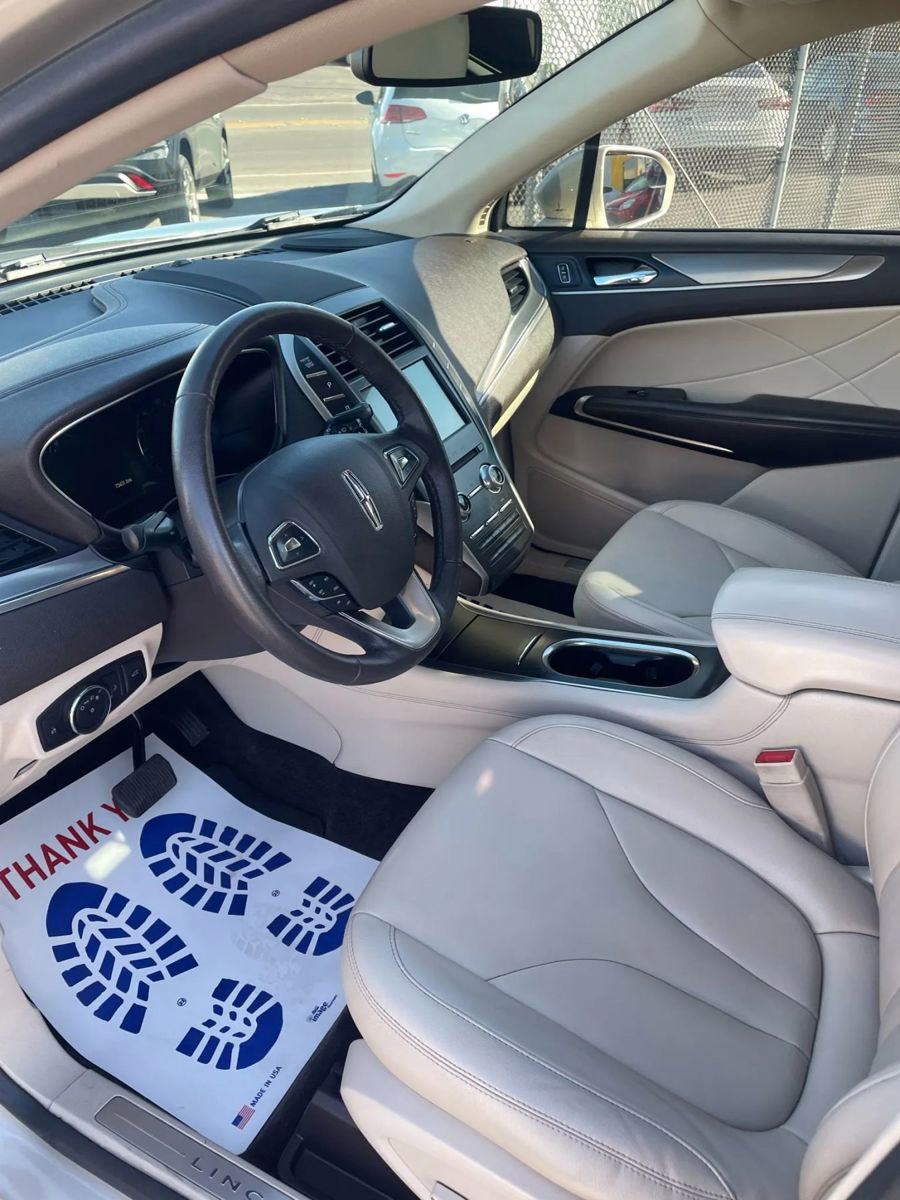 Used 2017 Lincoln MKC Premiere FWD image 5