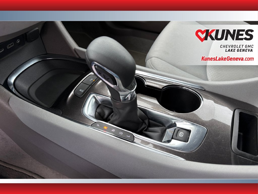 Used 2025 Chevrolet Malibu LT FWD image 28