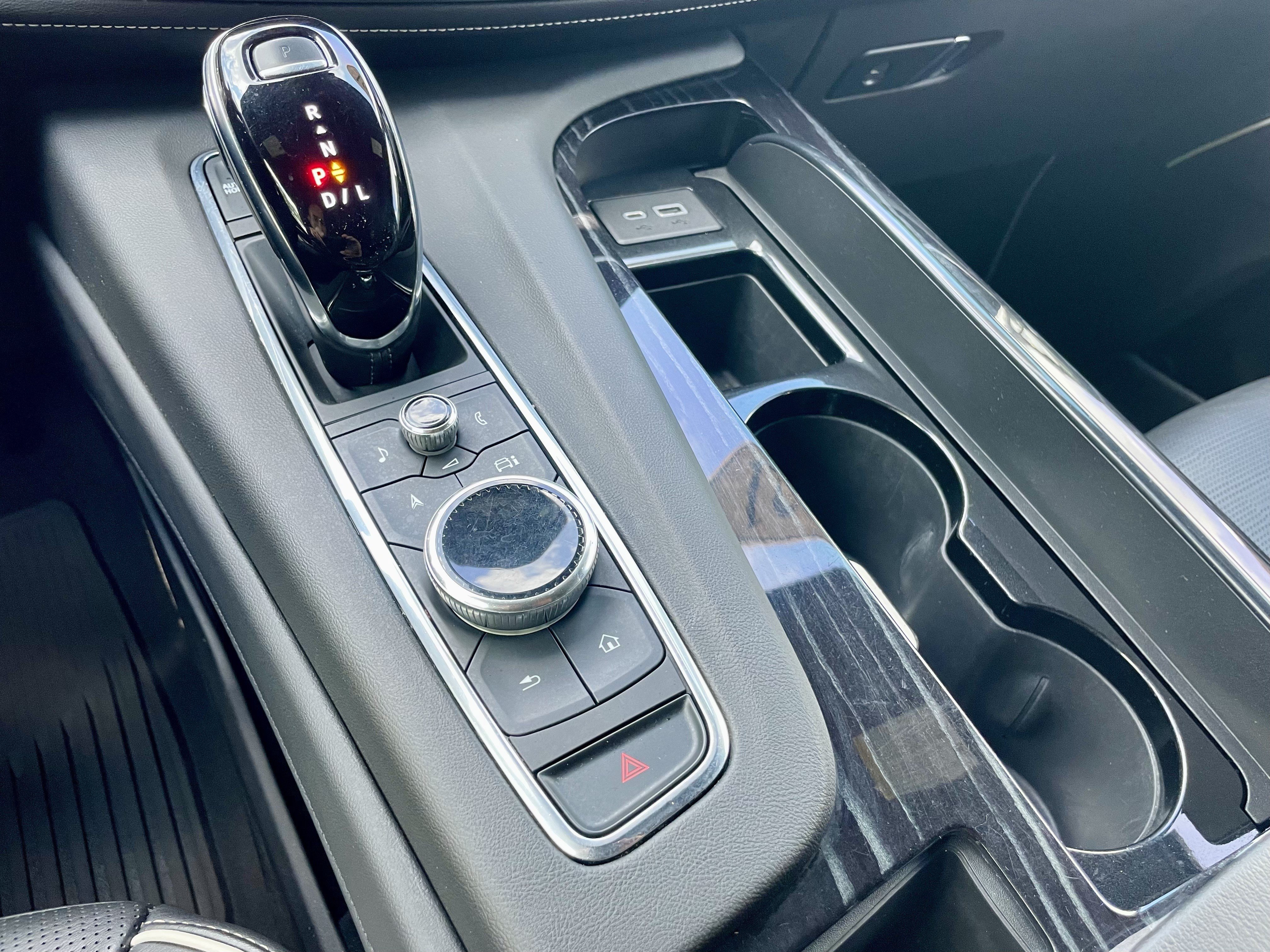 Used 2021 Cadillac Escalade Sport AWD/4WD image 19