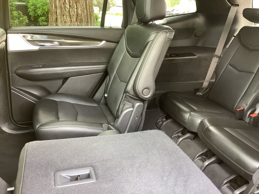 Used 2021 Cadillac XT6 Sport AWD/4WD image 6